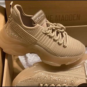 STEVE MADDEN MAXIMA BLUSH